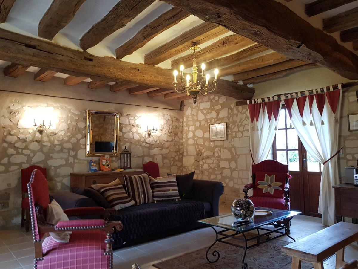 Chateau De Salvert - 4 Gites - 32 Personnes Neuille Bagian luar foto