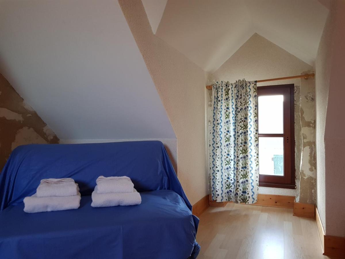 Chateau De Salvert - 4 Gites - 32 Personnes Neuille Bagian luar foto